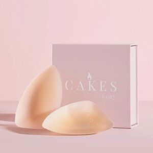 NWT Cakes Body grippy Not Sticky CAKES triangles non adhesive Honey B-DD